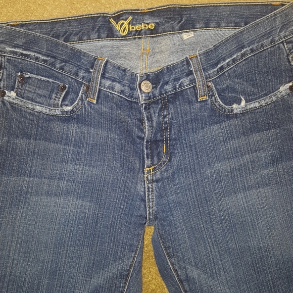 Jean BEBE Carmen Taille 29 – Neuf Avec étiquettes, Coupe Boot Cut Pour Femme, Style Décontracté